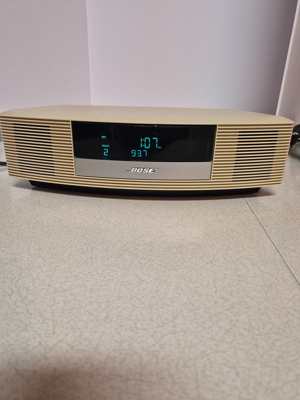 Bose Clock Radio Beige Digital FM Alarm Clock works tested no remote